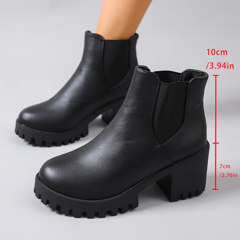 

Autumn and winter new large size thick heel Martin boots women s platform short boots high heel leather boots 35