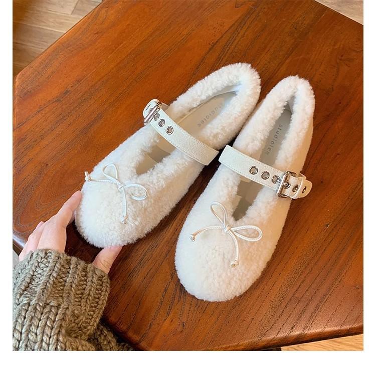 Sheepskin version~ Grape mother has the same sweet bow one-word buckle with shallow mouth Mary Jane lamb wool single shoes for women's winter