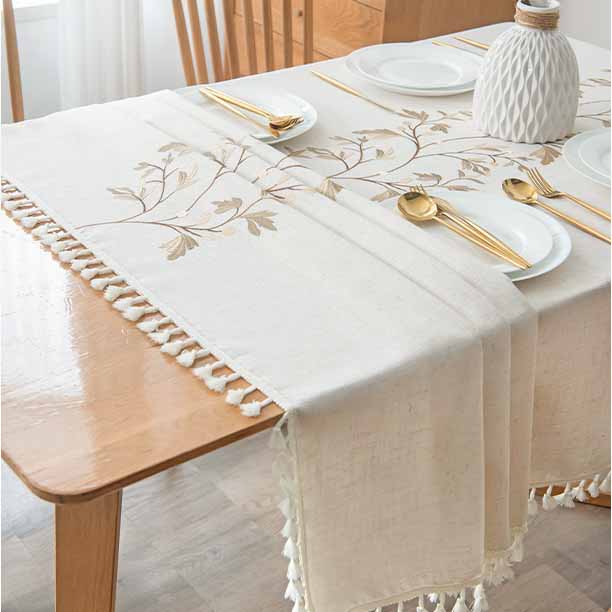 Nappe Brodée en Coton et Lin avec Pompons - Housse de Table Carrée Rectangulaire Ronde pour Table à Manger Table Basse Décoration de Maison
