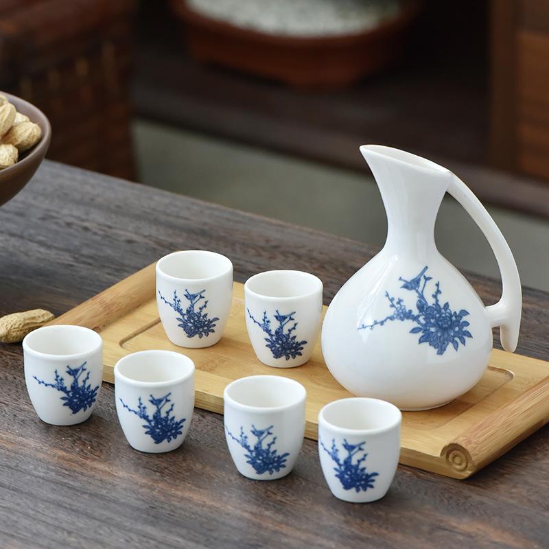 250ml Wine Dispenser Set Retro Chinese Style Ceramics Flagon Set Gift A Pot Six Cups Wine Set Peony Plum Blossom Kitchenware