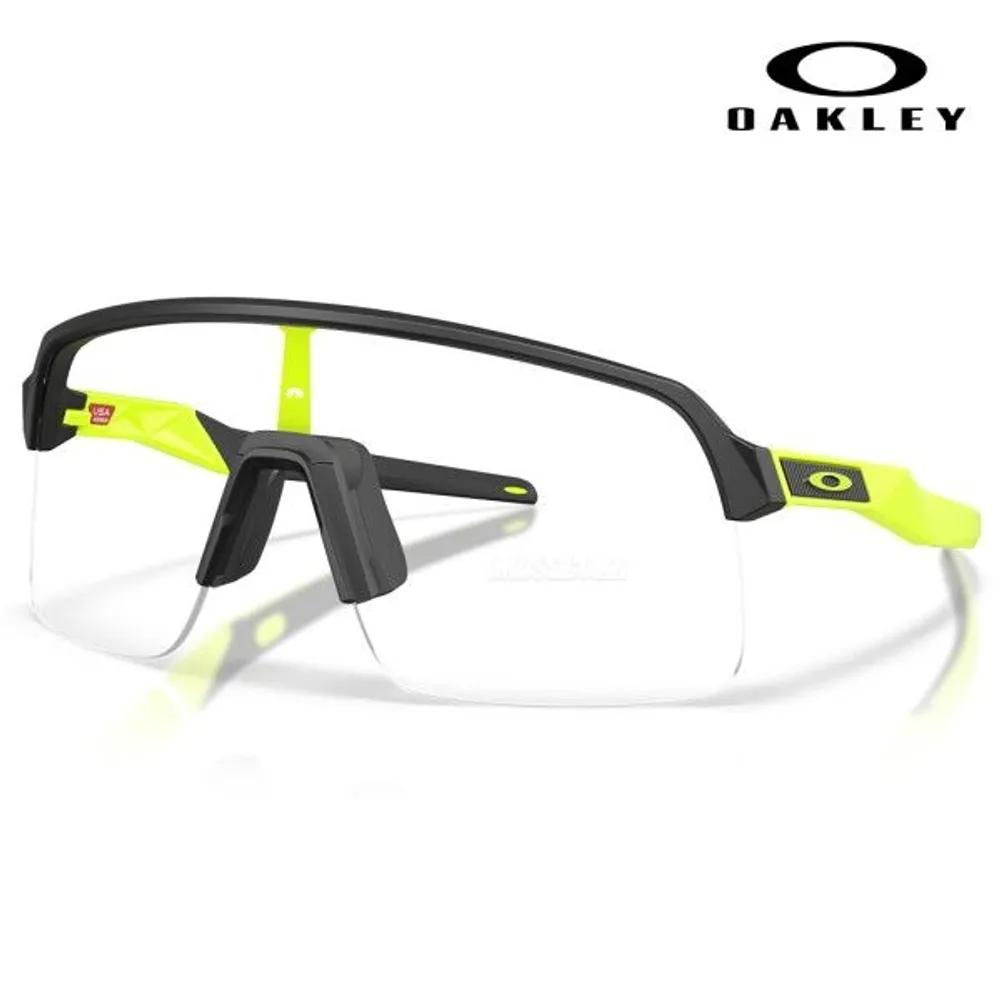 

Sutro Light OO9463A-3539 OO9463A-35 Golf Driving Running Fashion Sunglasses