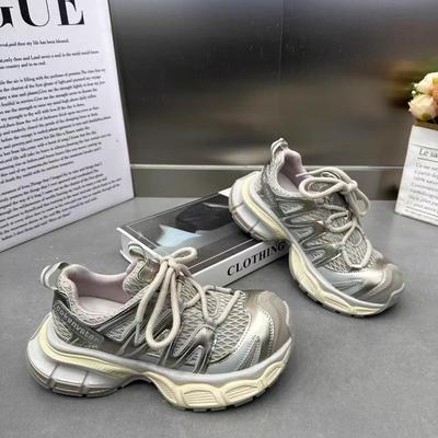 Thick-soled Dad Shoes with Perforated Mesh Summer Perforated Breathable Casual Shoes and Height-increasing Sports Shoes