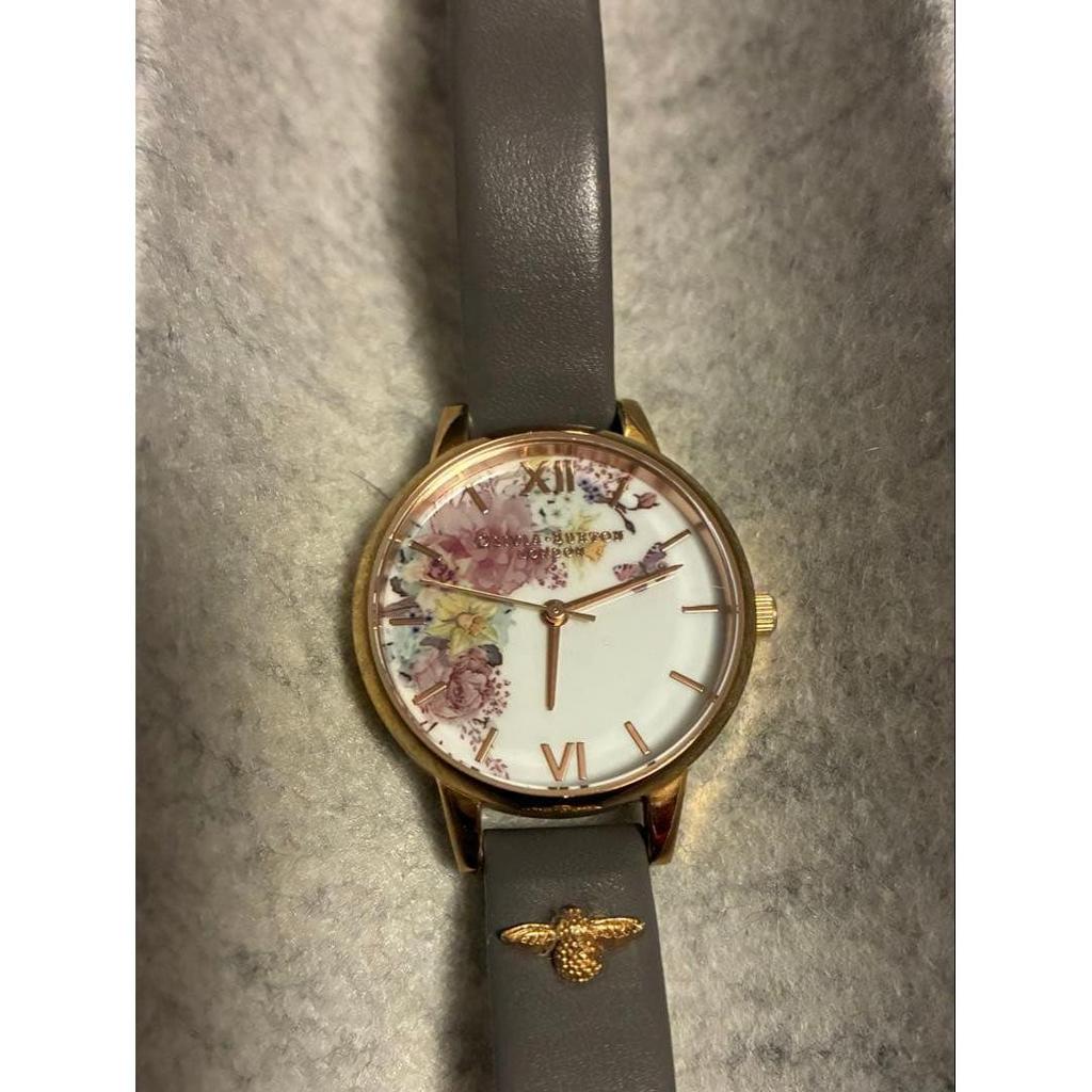 Used Olivia Burton ladies watch in good condition with box 