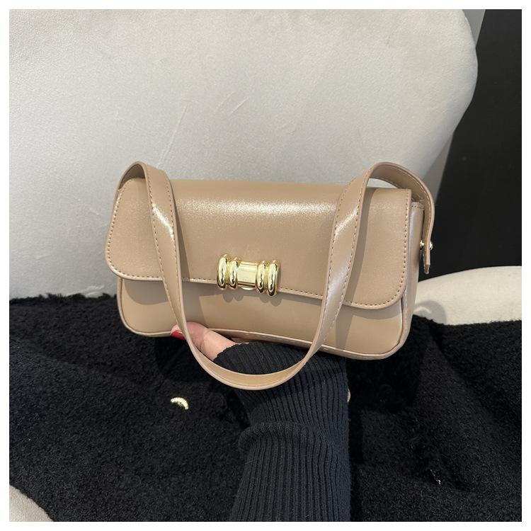 Temperament Fashionable Retro 2025 New Texture Casual Solid Color Simple New Autumn Shoulder Armpit Small Square Bag