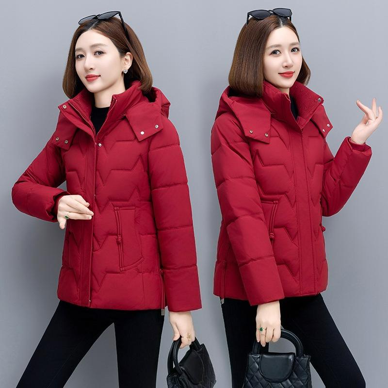 Winter Down Padded Jacket Women's Short Fashion Western Style Mother Padded Jacket Small Thickened Plus Size Padded Jacket