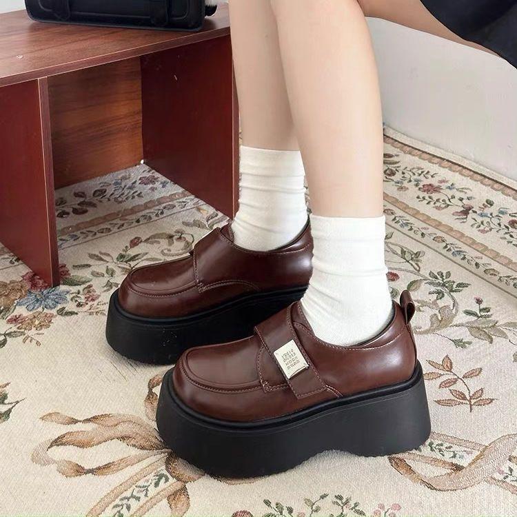 Stylish simple retro small muffin platform loafer shoes 2025 summer new versatile women's small leather shoes