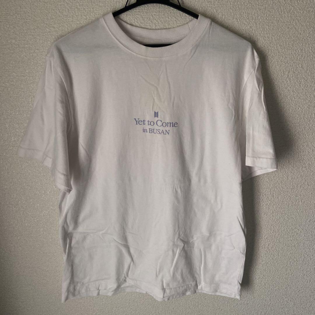 

[USED] BTS Busan Concert T-shirt, size M