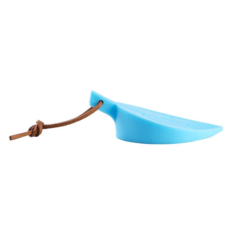 1pc Leaf Shaped Silicone Door Stopper, Polished Metal Surface, Hangable Windproof Door Stop, Anti-Pinch Safety Door Clamp Best