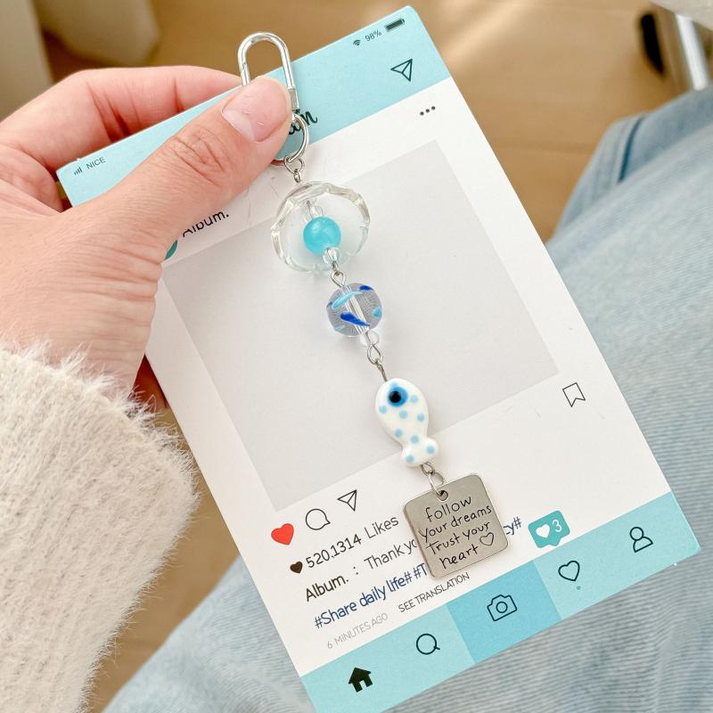 

Милая цепочка для мобильного телефона с изображением маленькой рыбки в виде синего океана, изысканный чехол для телефона в машину, сумка, подвеска, модные украшения, подарки на день рождения другу A2