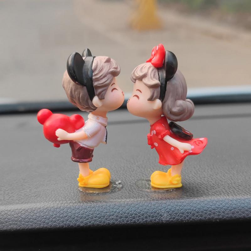 Car Ornaments Cute Couple Car Lovers Ornaments Car Interior Center Console Decoration Desktop DIY