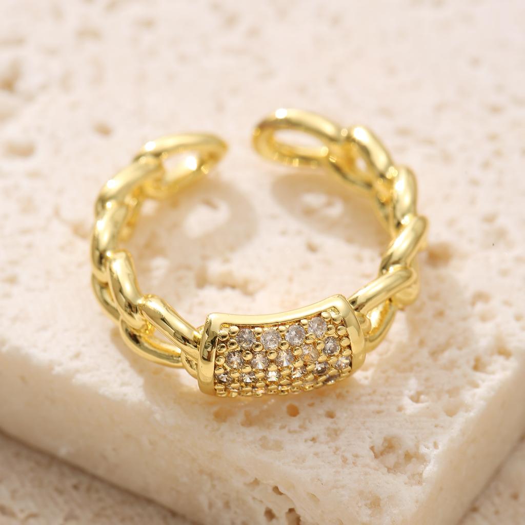 Golden Plated Cuban Link Open Adjustable Ring with Synthetic Zircon Heart for Women Trendy Statement Jewelry Gift