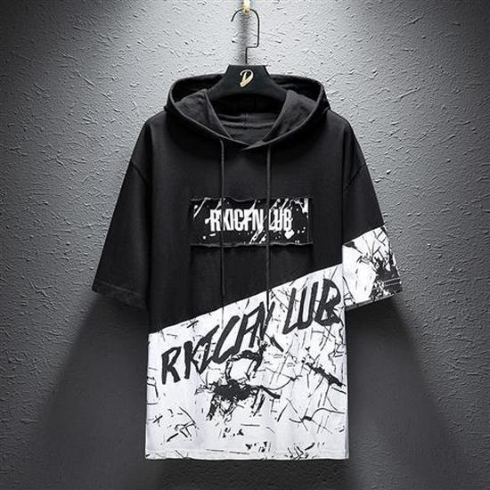 Trendy sommer-T-skjorte med hette for menn - løs passform, kortermet