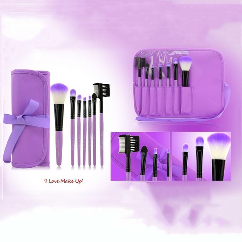 Luxurious 7pcs Makeup Brushes Set With Soft Artificial Fibers And Wooden Handles