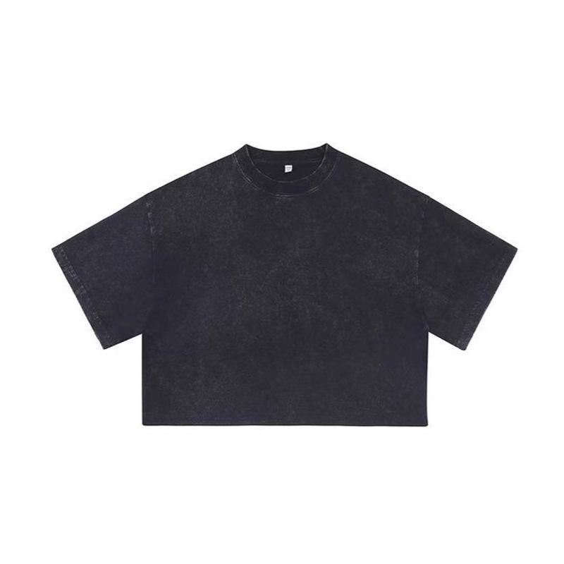 Trendy Loose-Fit Crop Top for Plus-Size - Short-Sleeved Sports T-Shirt