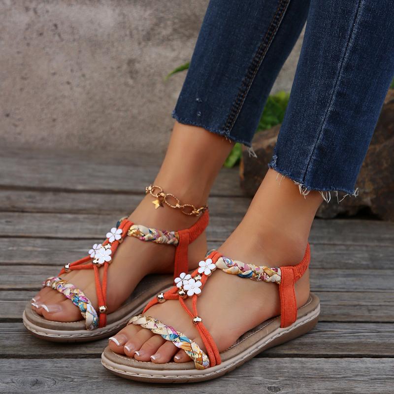 Fashion Bohemian Metal Decoration Woven Strap Sandals Summer Round Toe Low Heel Ankle Strap Sandals Fashion Color Printing Beach Shoes
