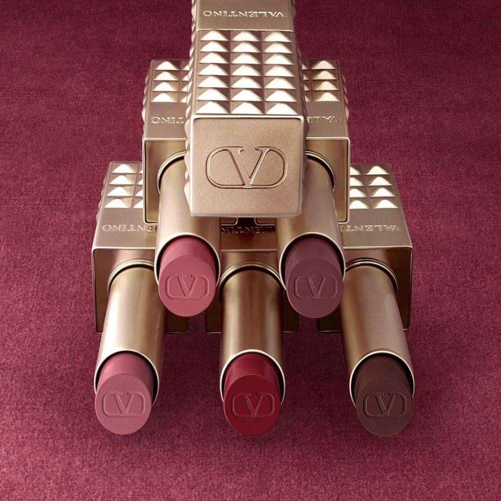 Valentino Spike Valentino Buttery MAtte Lipstick 1.6 Oz 28.3 G Love At First Spike Deep Mauve Rosewood