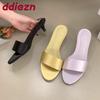 Sapatos de mulher – Sandálias de salto