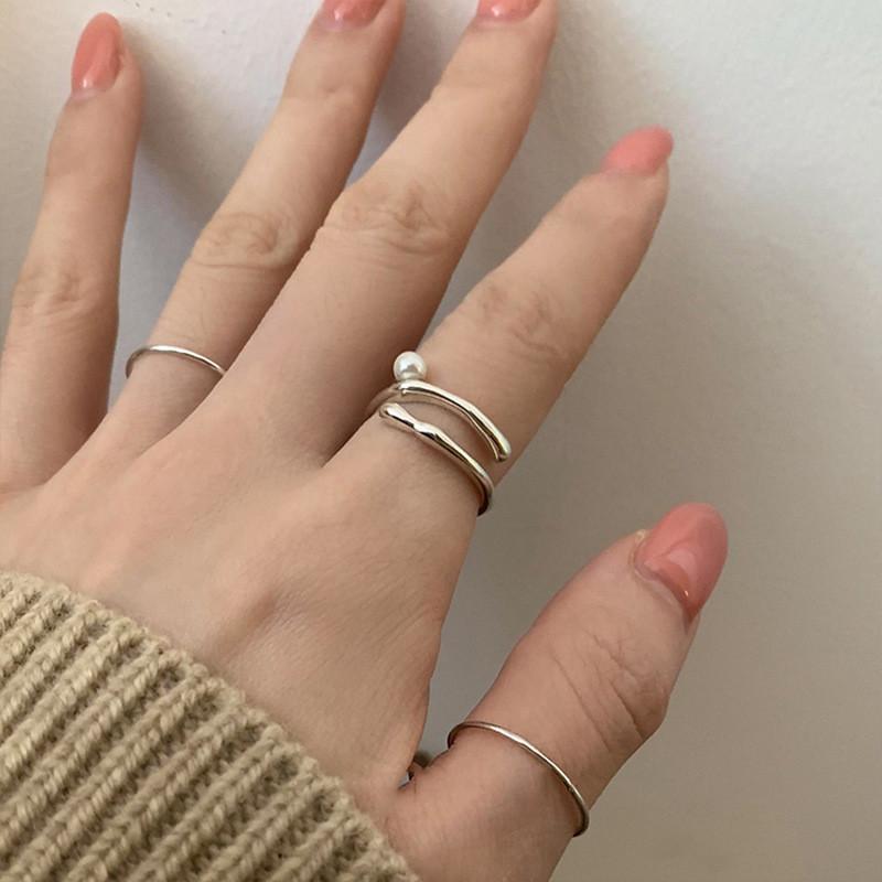 Stylish Minimalist Open Ring With Unique Dual Pearl Design For Fashionable Ladies