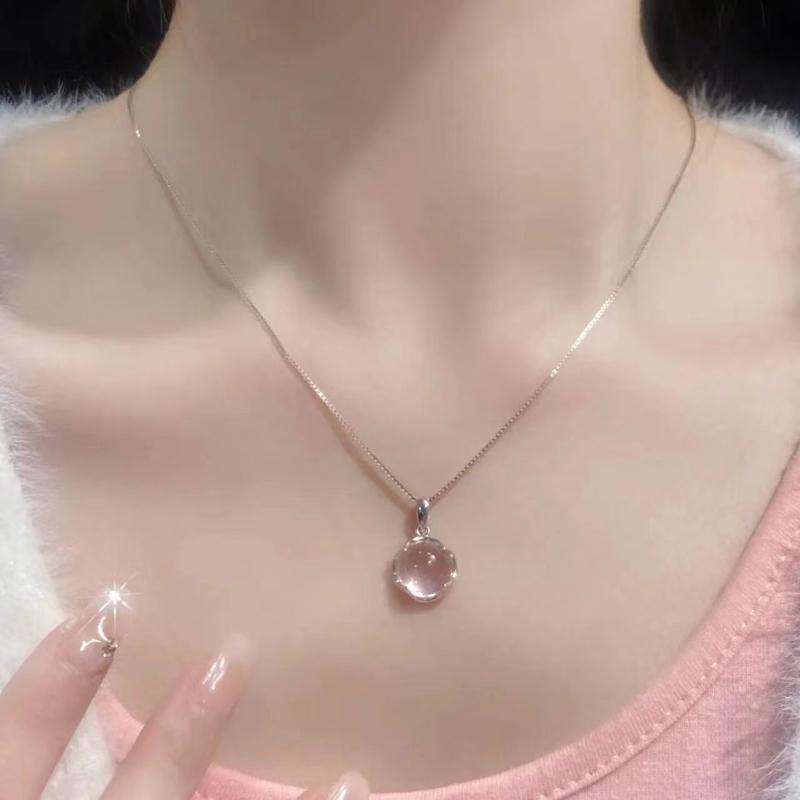 Chalcedony Round Pendant Necklace 1Pcs Fashion Hypoallergenic Short Clavicle Chain for Women Daily Wear Birthday Gift