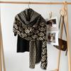 Accessories – Skjerf og skaut
