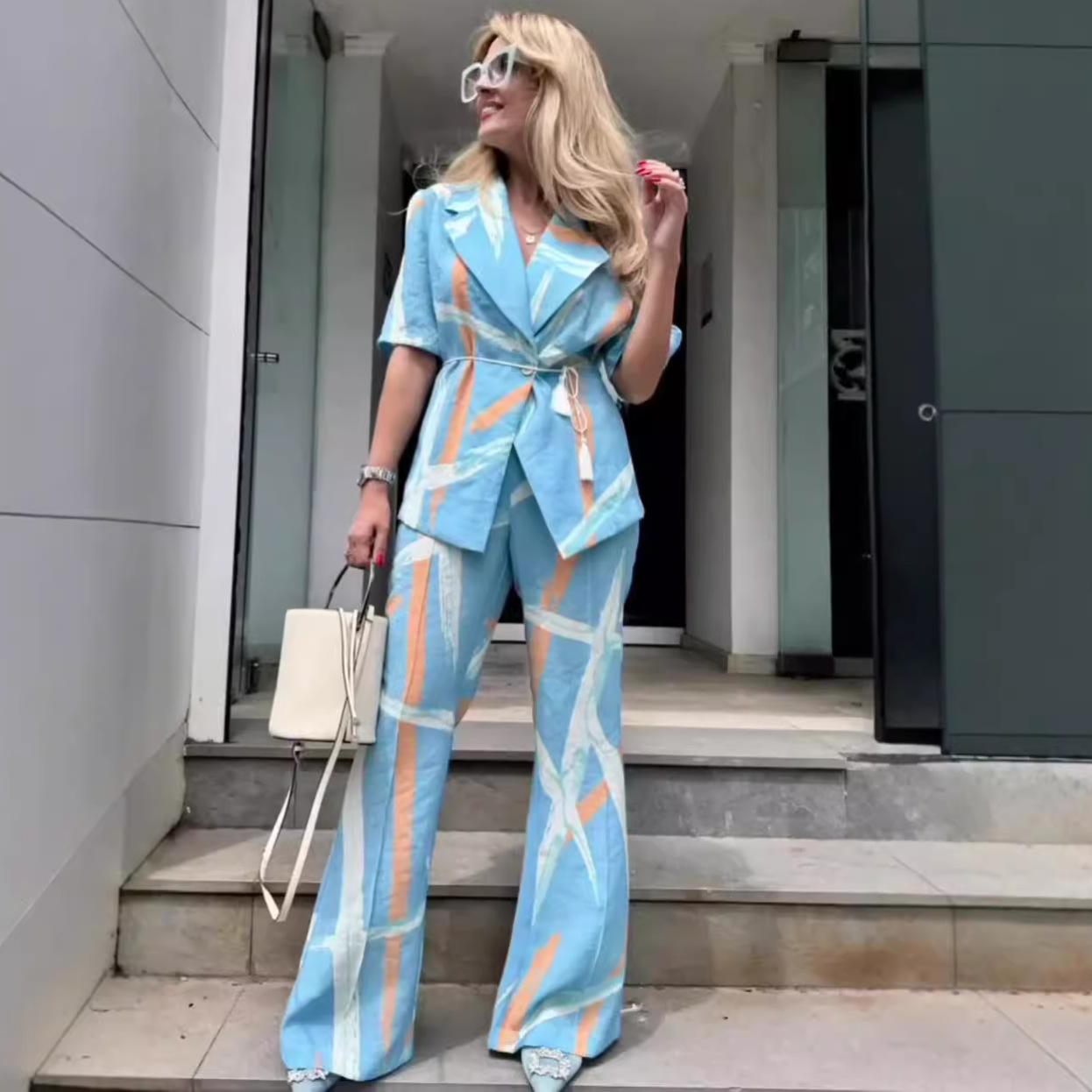 

2024 Осень Женский Повседневный Модный Принт Отложной Воротник Костюмный Набор XXL светло-синий