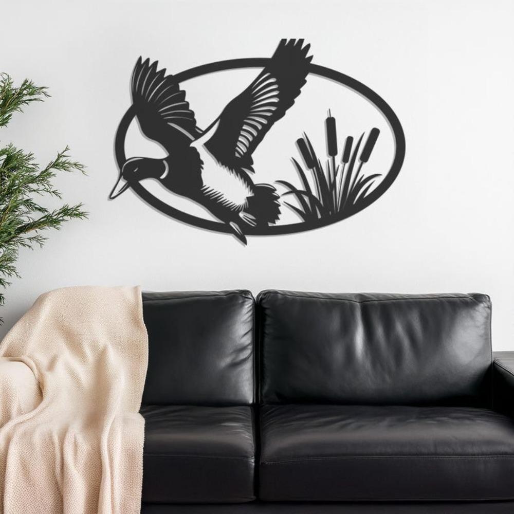 Flying Duck Metal Wall Art Farmhouse Wildlife Decor Nature Hanging Metal Sculpture Gift