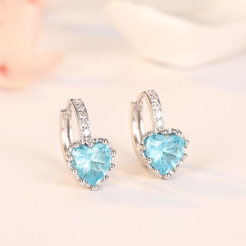 Fashionable Colored Diamond Earrings for Women's Heart Zircon Earbuds Simple Student Earrings