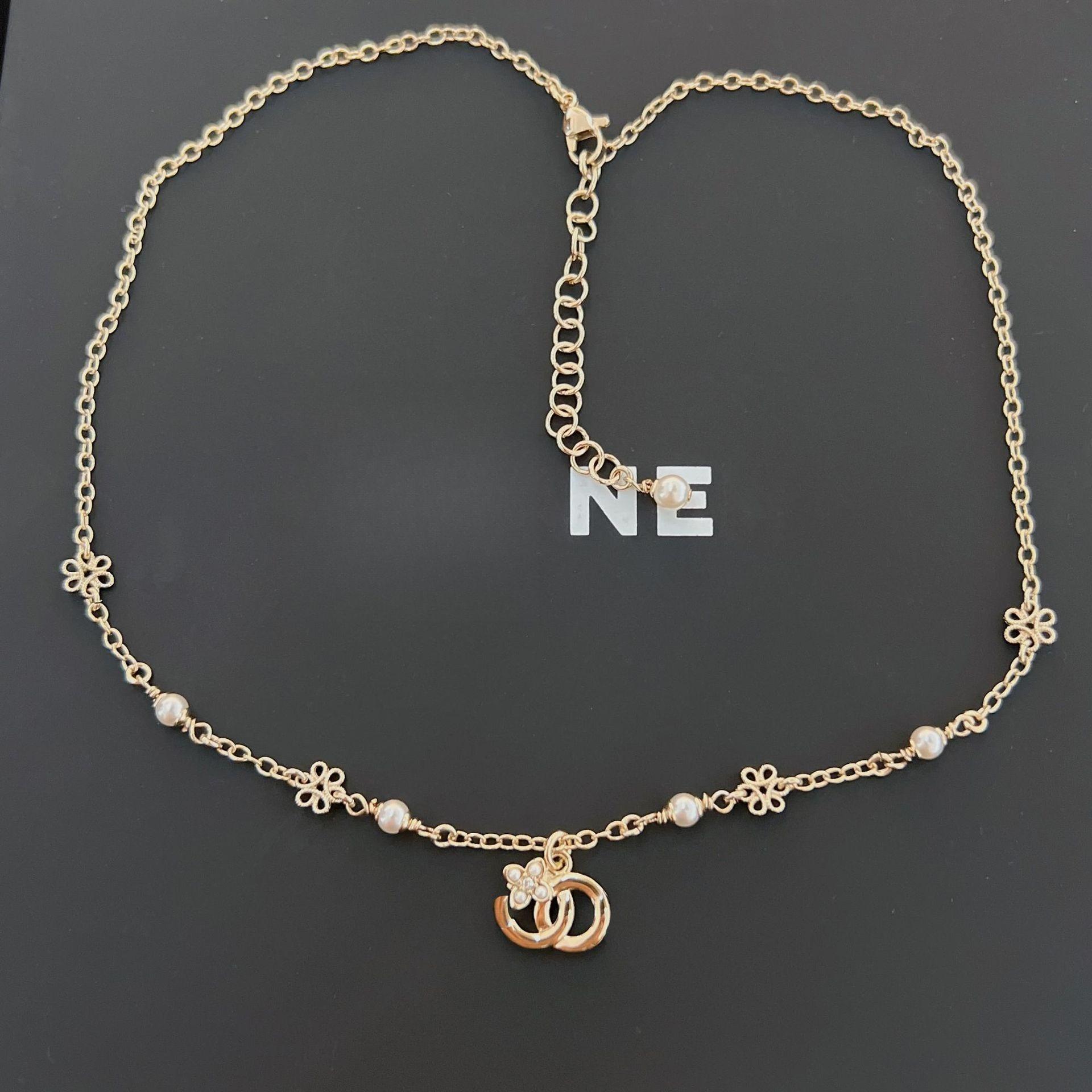 Pearl Clover Fragrant Home Necklace Versatile Premium Fragrant Grandma Collarbone Chain necklace