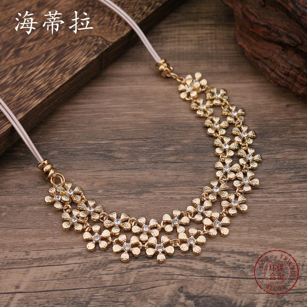 New Metal Point Diamond Flower Stacked Necklace, Women's High-end Double-layer Flower Stacked Banquet Necklace