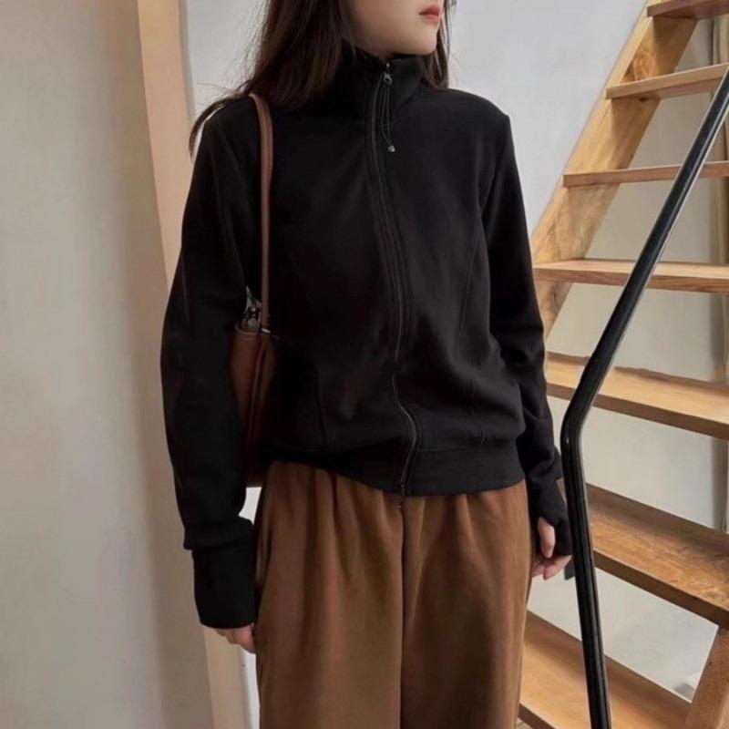 Felpa con zip e colletto alto in pile da donna