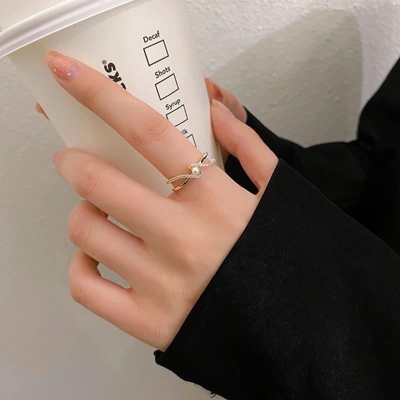 Bague Diamants Rangée de Perles Femme Personnalité Niche Design Luxe Léger Bague Index Petite Fragrance Bague Haut de Gamme Bijoux