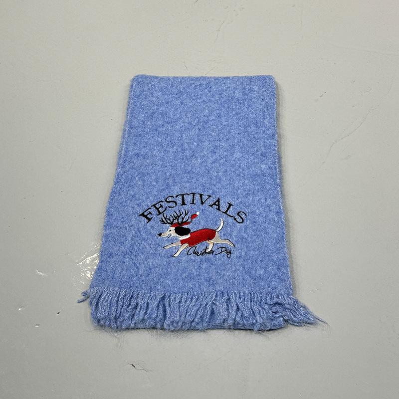 Autumn and winter cute Christmas scarf female senior sense thickened warm student scarf design sense versatile knitted scarf