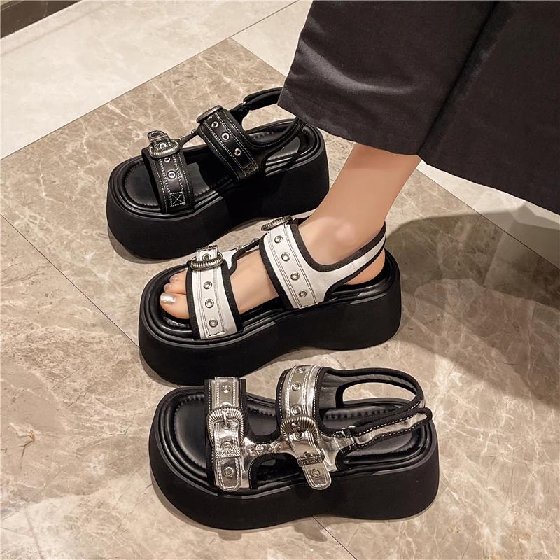 Fashion 2024 New Fashion Roman Sandals Women's Summer Hollow Cool Boots Functional Wind Metal Buckle Increase Platform Platform Shoes