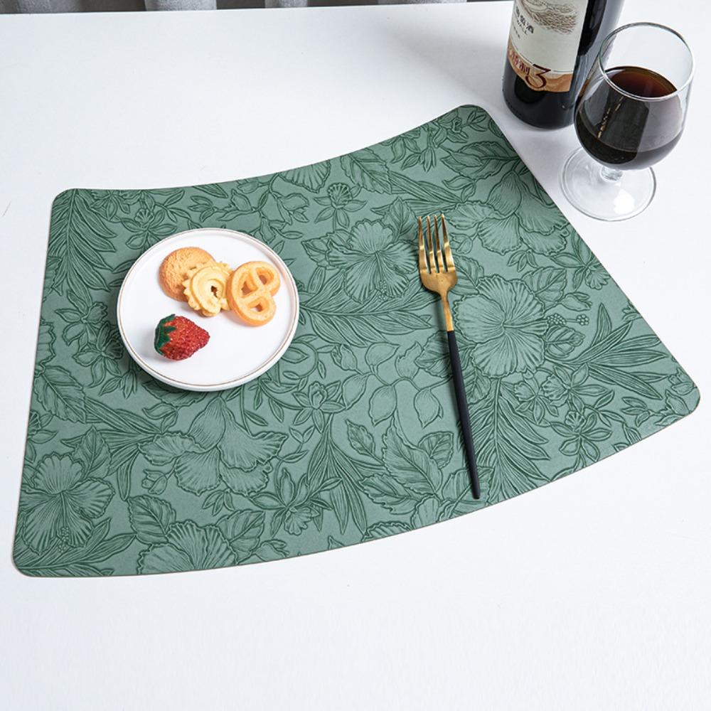 

Heat Resistant Fan-Shaped Placemats Chinese Style Dining Table Mat Leather Placemats Restaurant серый