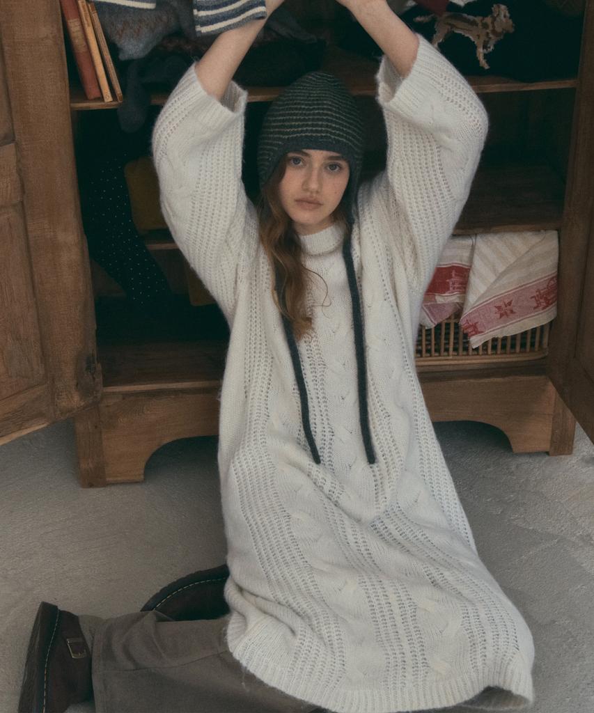 Aueonoseuteljia Cuddle Cable Knit Dress_Ivory(Oc25-Kn26)
