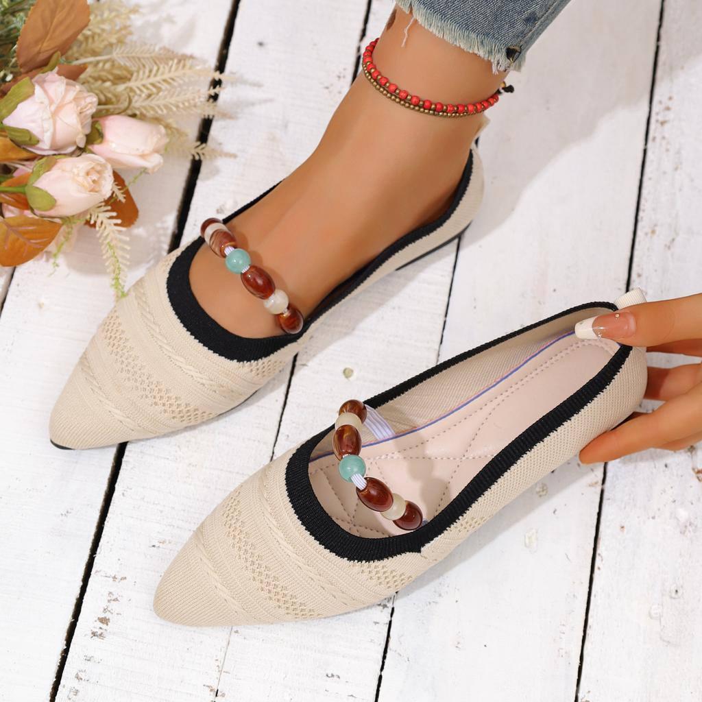 Fashion 2025 New Women Flats Shoes Casual Breathable Shoes Women Comfort Walkers Flat Sneakers Women Pointed Hollow Fly Weaving Loafers