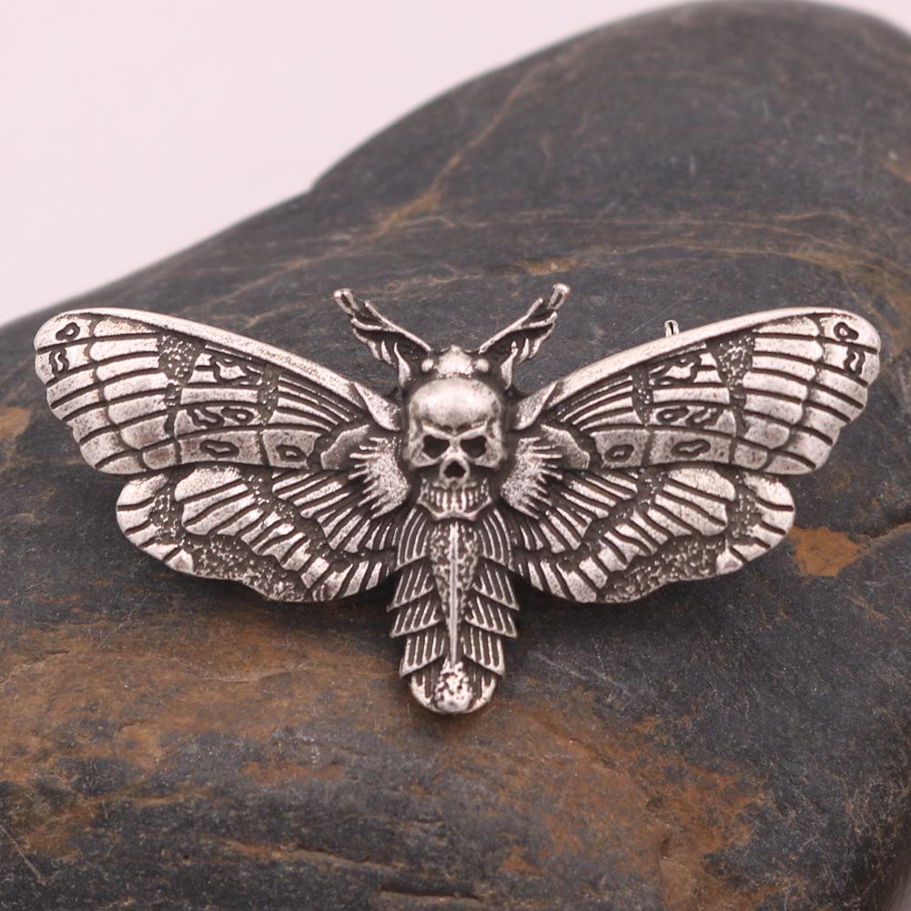 

Hot-Selling Skull Moth Alloy Brooch - Popular European & American Butterfly Jewelry, Insect Pendant Accessories 5.4*2.7cm античный серебряного