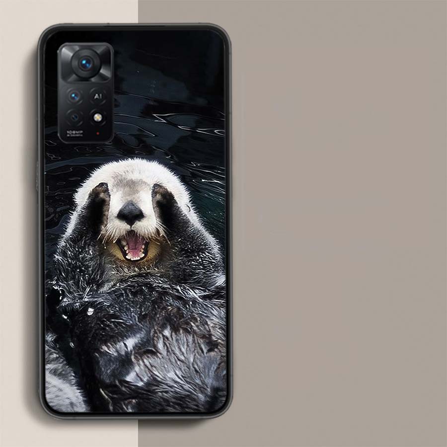 Lovely Otter Who Loves Clean Food Phone Case For Xiaomi Redmi Note 12 Pro Plus 5G 12S 11 11E 11T Pro 10 9 8 7 11S 10S 4G 9T 8T 9