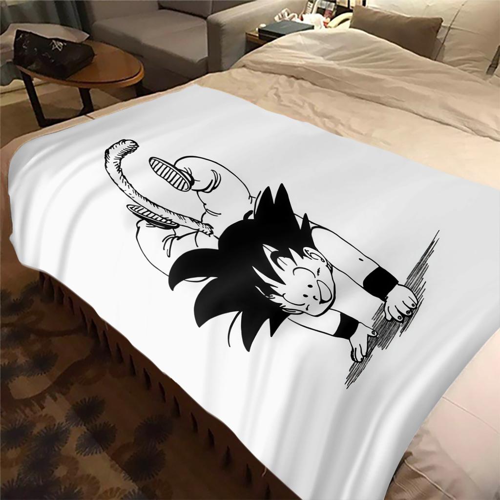 1 Stück Süße Cartoon Son Goku Aufdruck Flanelldecke, Hohe Qualität für Alle Jahreszeiten, Heimdekoration, Wärme und Komfort, Perfekt für Weihnachtsgeschenke