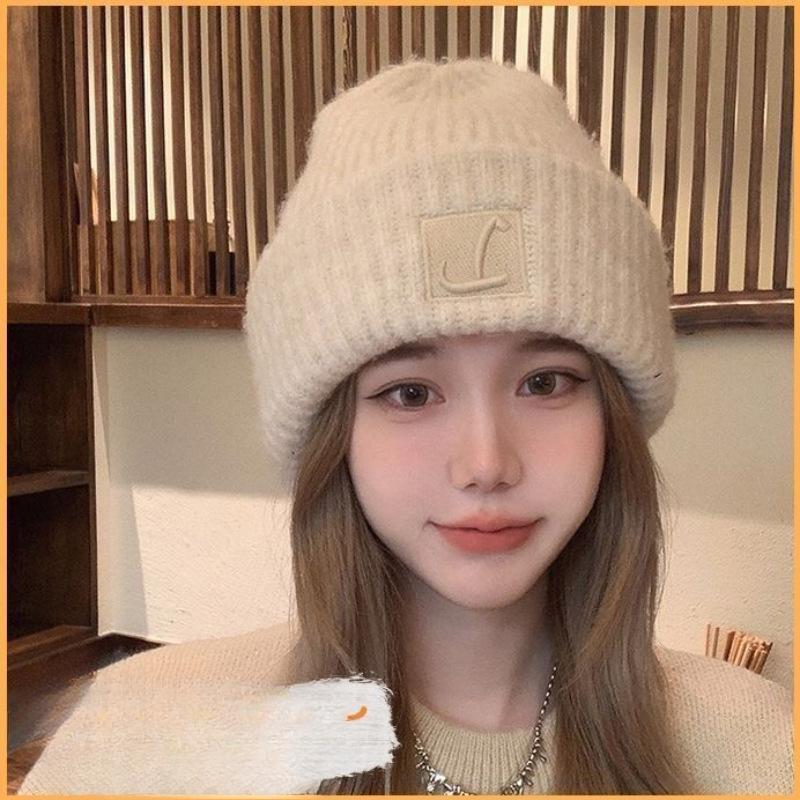 Loose and Thickened Face-showing Small Wool Hat Versatile Autumn and Winter Thickened Knitted Hat Big Head Ear Protection Cold Hat Plus Velvet Warm