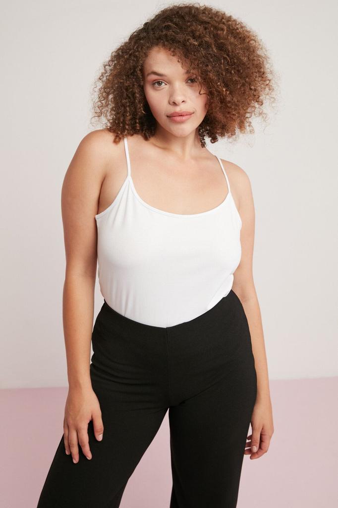 Damen-Body in Übergröße, Mındy Green, Übergröße, mit Trägern, die den Körper vollständig bedecken