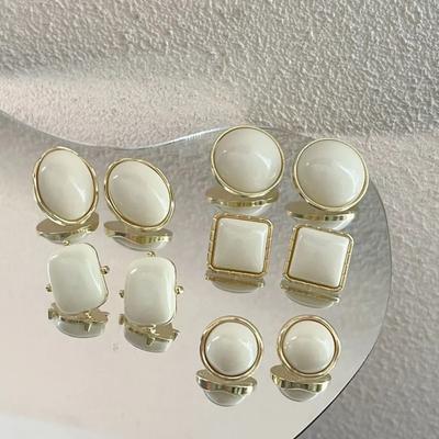 French Vintage Temperament White Geometry Ellipse Square Stud Earrings for Women Trend Charms Piercing Jewelry Accessories Gift