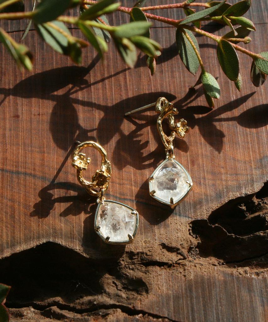 Iris Forest Rock Crystal Earrings _03