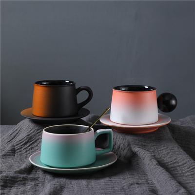 Hafif Lüks Seramik Kahve Fincanı, Yuvarlak Top Ahşap Saplı Fincan, Yaratıcı Kahve Fincanı ve Altlığı Seti, Latte Su Bardağı.