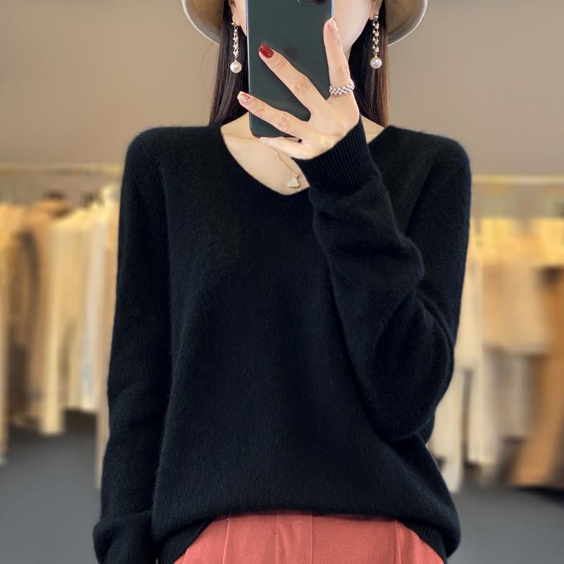 2024 A/W Women's V-Neck Loose Wool & Cashmere Sweater - Soft, Versatile Knit