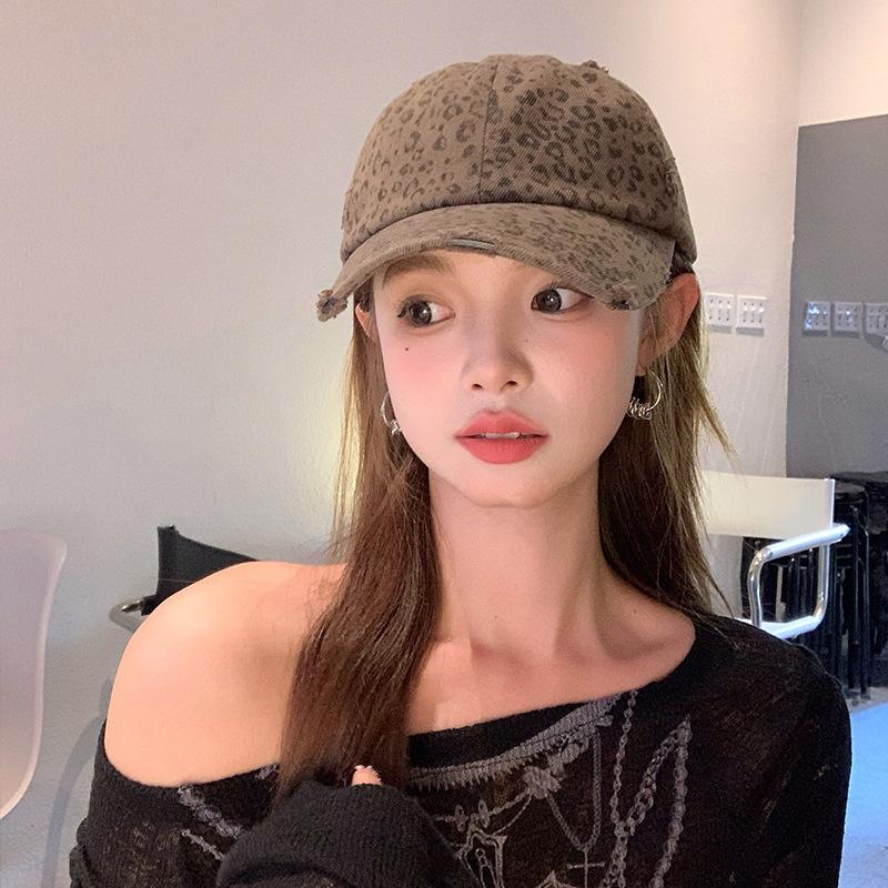 Level 4 Casual Leopard Print Baseball Cap for Women Niche Style Travel Brushed and Distressed Casualeasiest for Match Duck Tongue Hat To Show