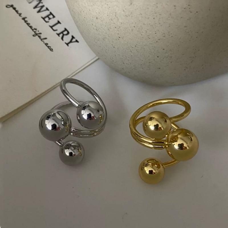 Edgy Punk Metal Triple-Layer Globe Ring - Bold Irregular Design Adjustable Statement Jewelry for Women, Gothic Unisex Gift Idea