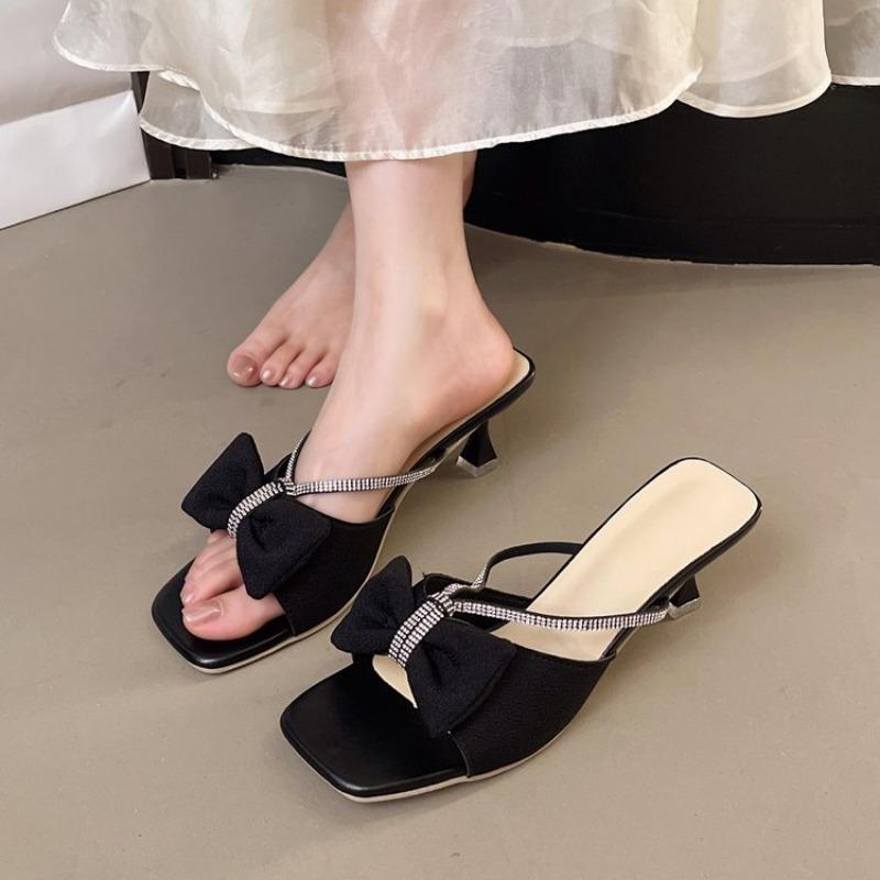 Water Diamond Bow Women's Shoes 2025 Summer New Large Square Head Thin Heel Fashion High Heels Casual Women's Pink Sandals