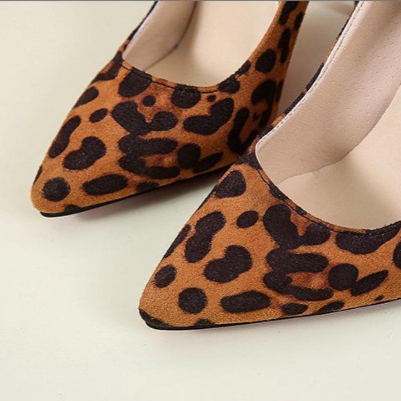 Tocuri înalte, tocuri subțiri, pantofi unici profesionali sexy cu imprimeu leopard