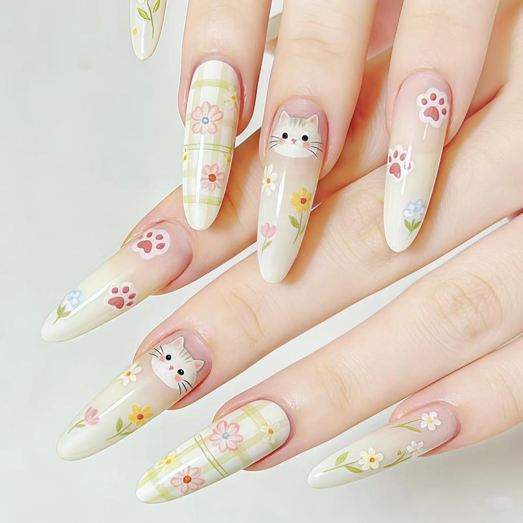 Cat Eye Polka Dot Detachable Nails with Bow Patches - Cute Handmade Nail Art for New Year